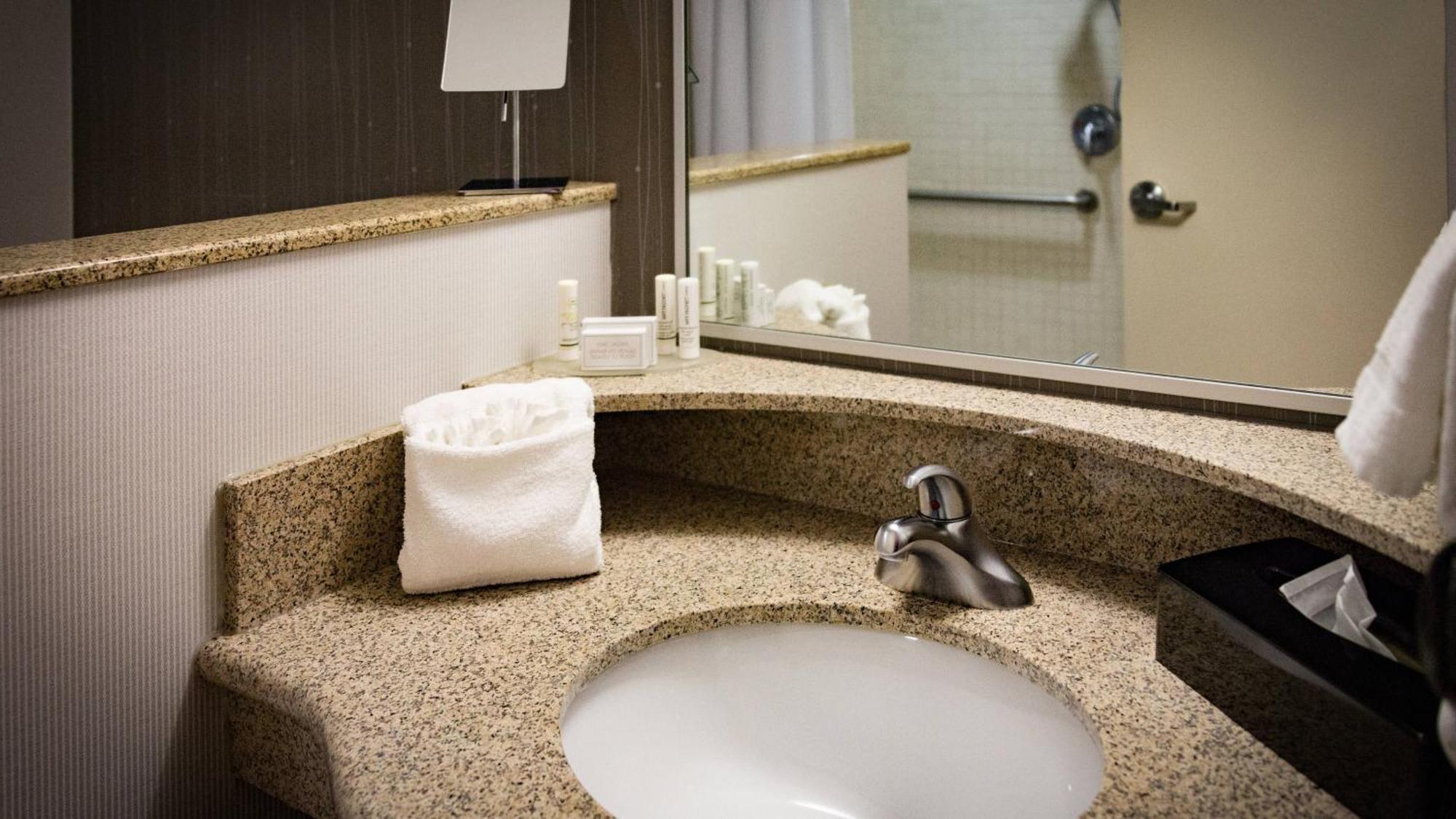 מלון Courtyard By Marriott נורמן מראה חיצוני תמונה