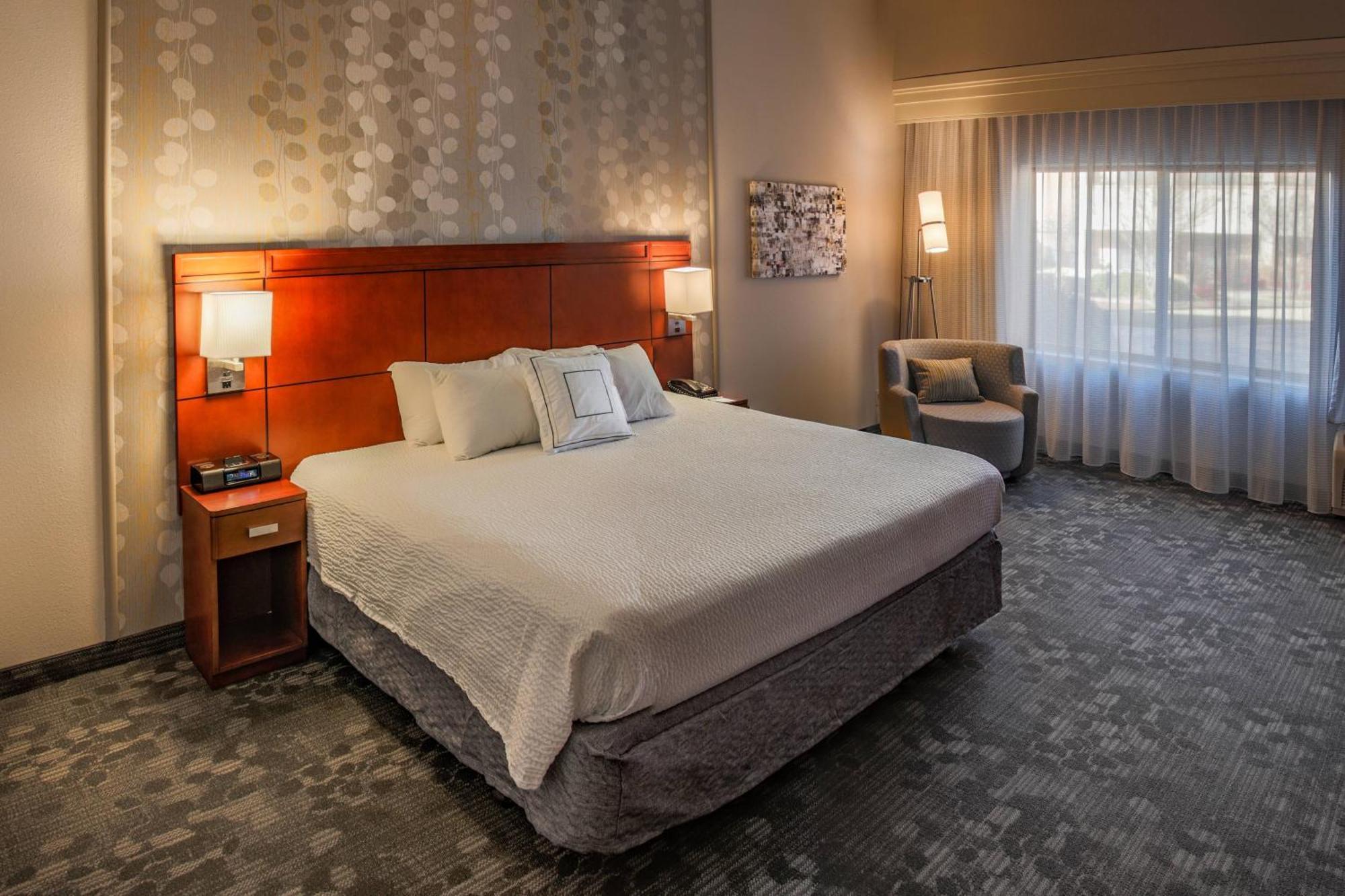 מלון Courtyard By Marriott נורמן מראה חיצוני תמונה