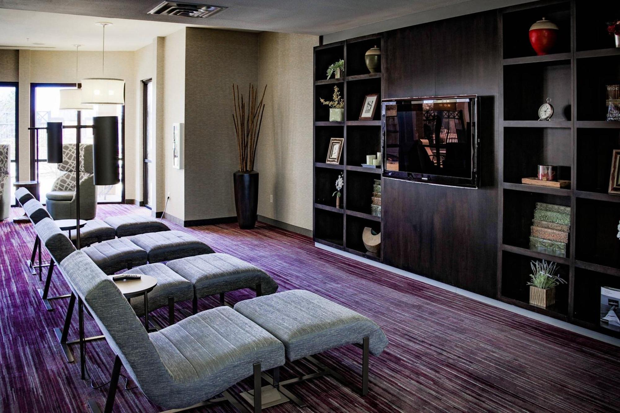 מלון Courtyard By Marriott נורמן מראה חיצוני תמונה