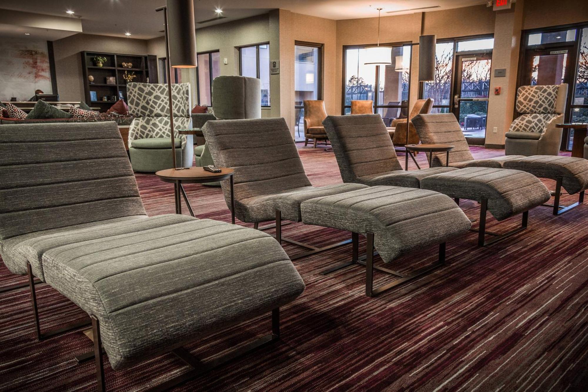 מלון Courtyard By Marriott נורמן מראה חיצוני תמונה