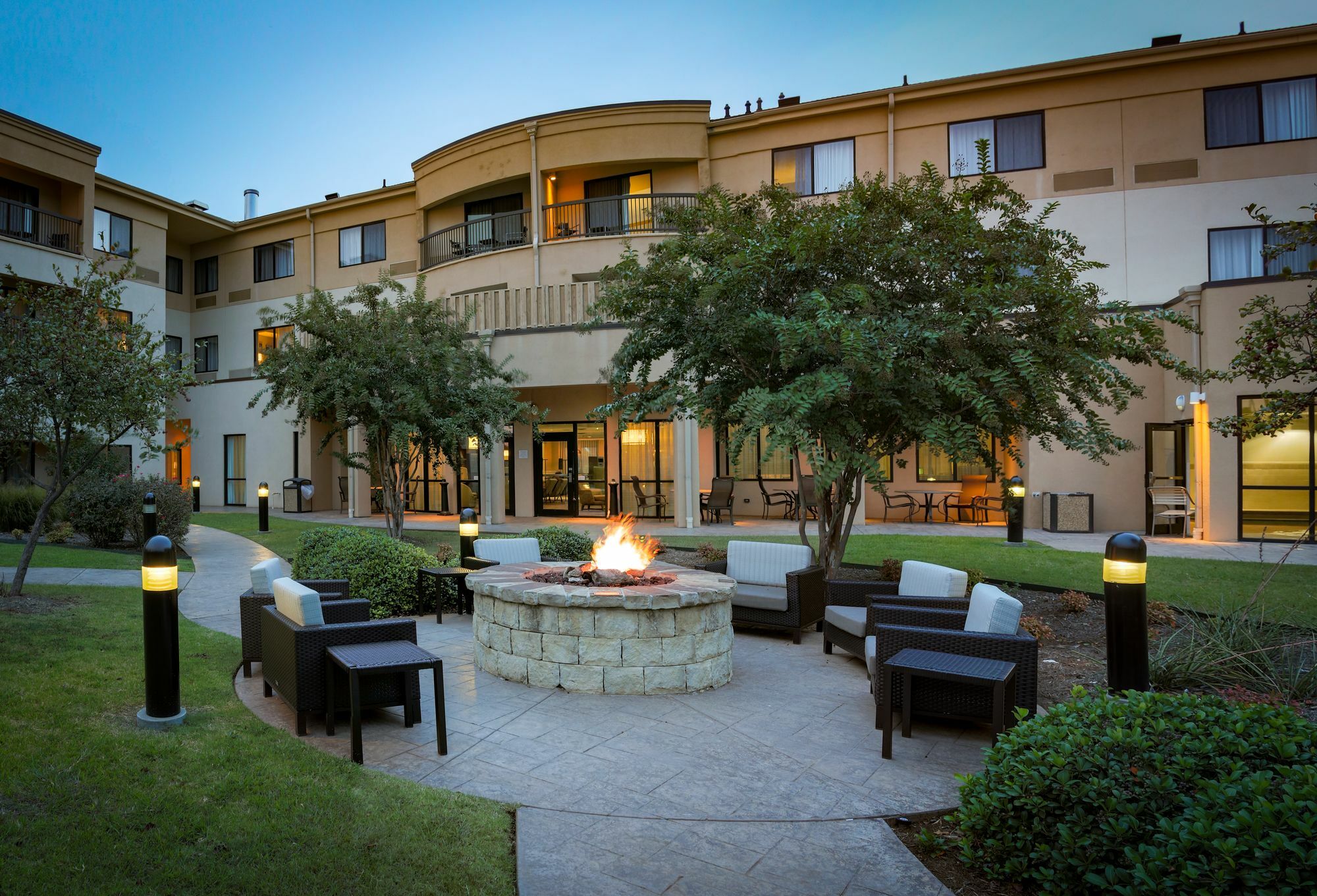 מלון Courtyard By Marriott נורמן מראה חיצוני תמונה